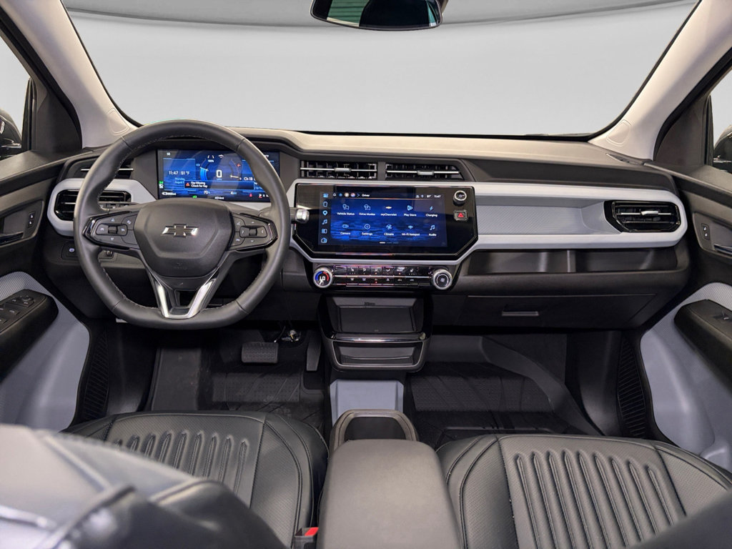 Used 2027 Chevrolet Bolt LT w/ Comfort Package FWD image 16