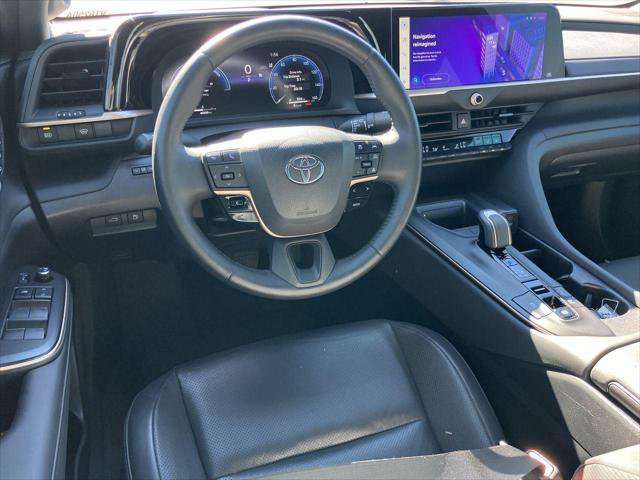 Certified 2023 Toyota Crown AWD/4WD image 15