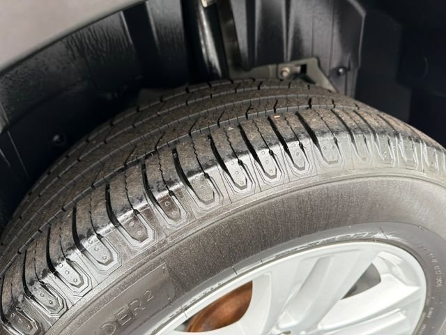 Used 2019 Ford Explorer XLT w/ Equipment Group 201A image 29