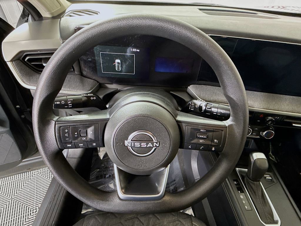 Certified 2025 Nissan Kicks SV image 19