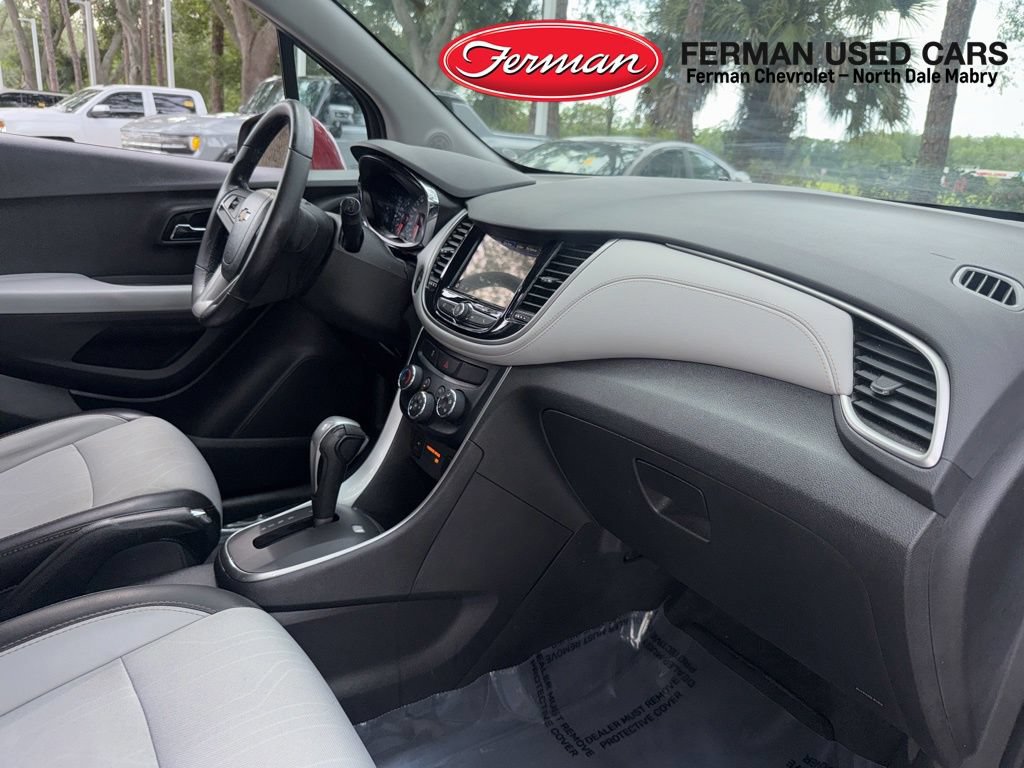 Used 2018 Chevrolet Trax LT w/ Driver Confidence Package FWD image 6