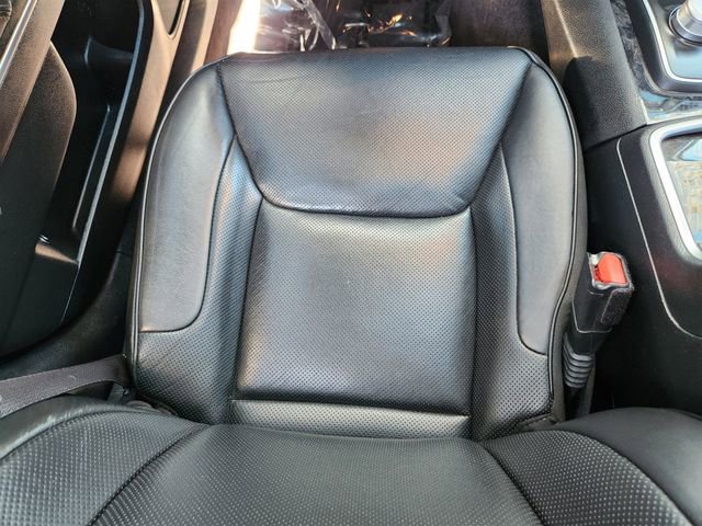 Used 2018 Chrysler 300 Limited w/ Safetytec Plus Group image 26