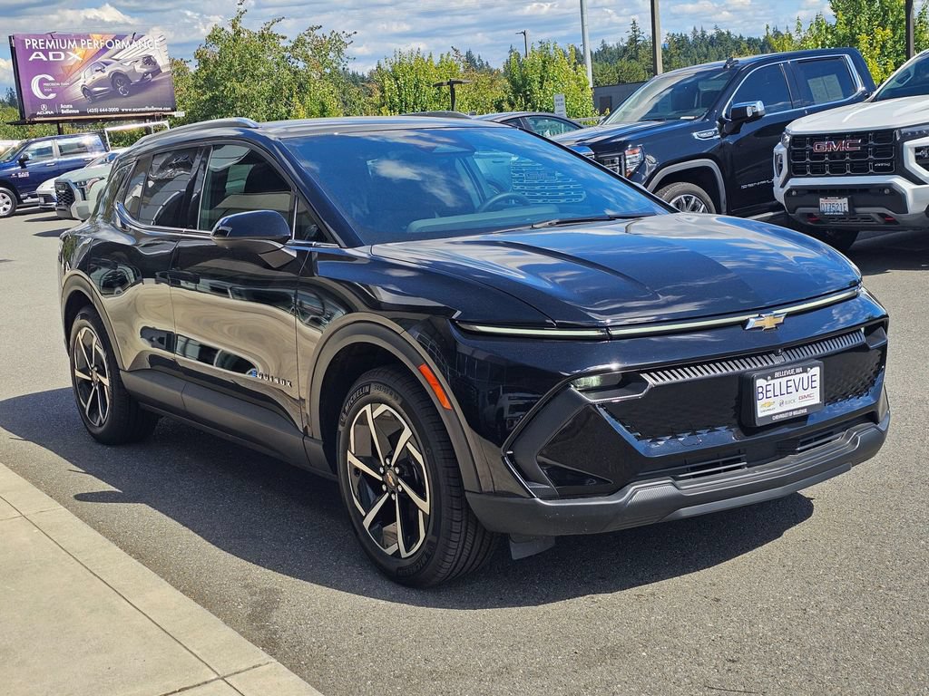 Used 2026 Chevrolet Equinox EV LT AWD/4WD image 7