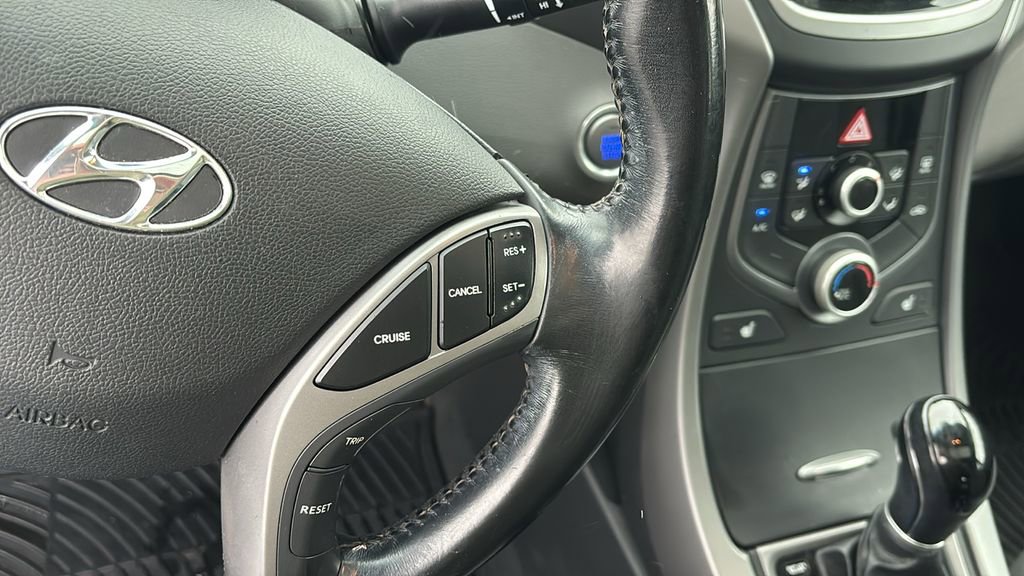Used 2014 Hyundai Elantra Sport image 18