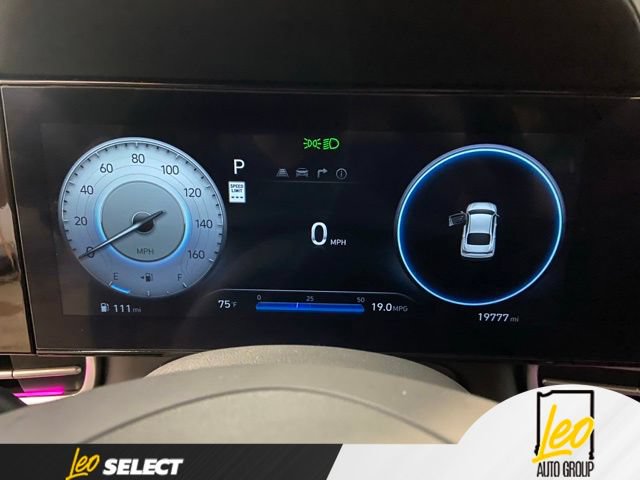 Used 2024 Hyundai Elantra SEL FWD image 18