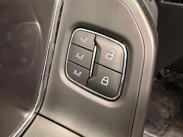 Used 2025 Ford F150 Lariat AWD/4WD image 27