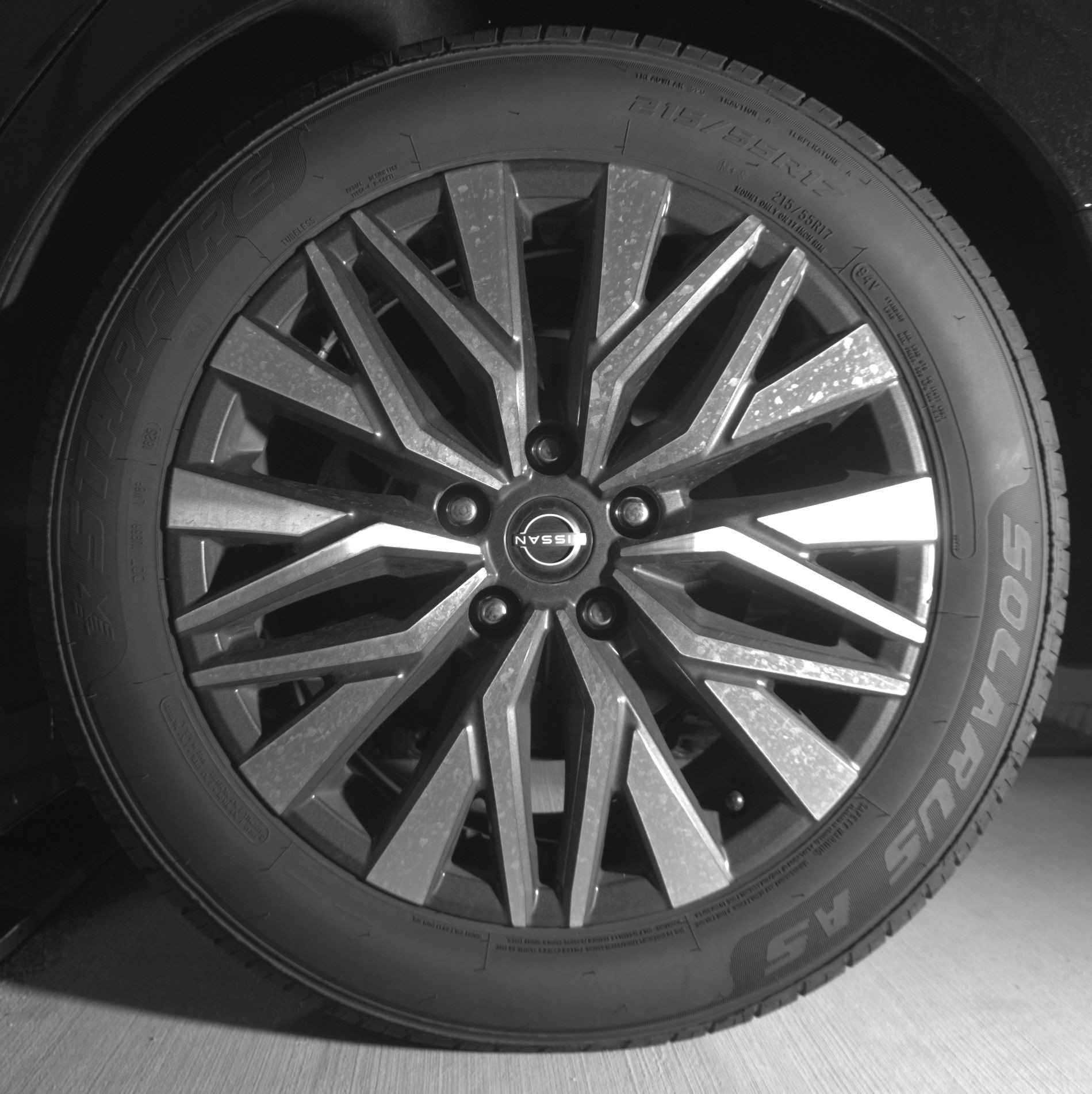 Used 2025 Nissan Altima 2.5 SV FWD image 14