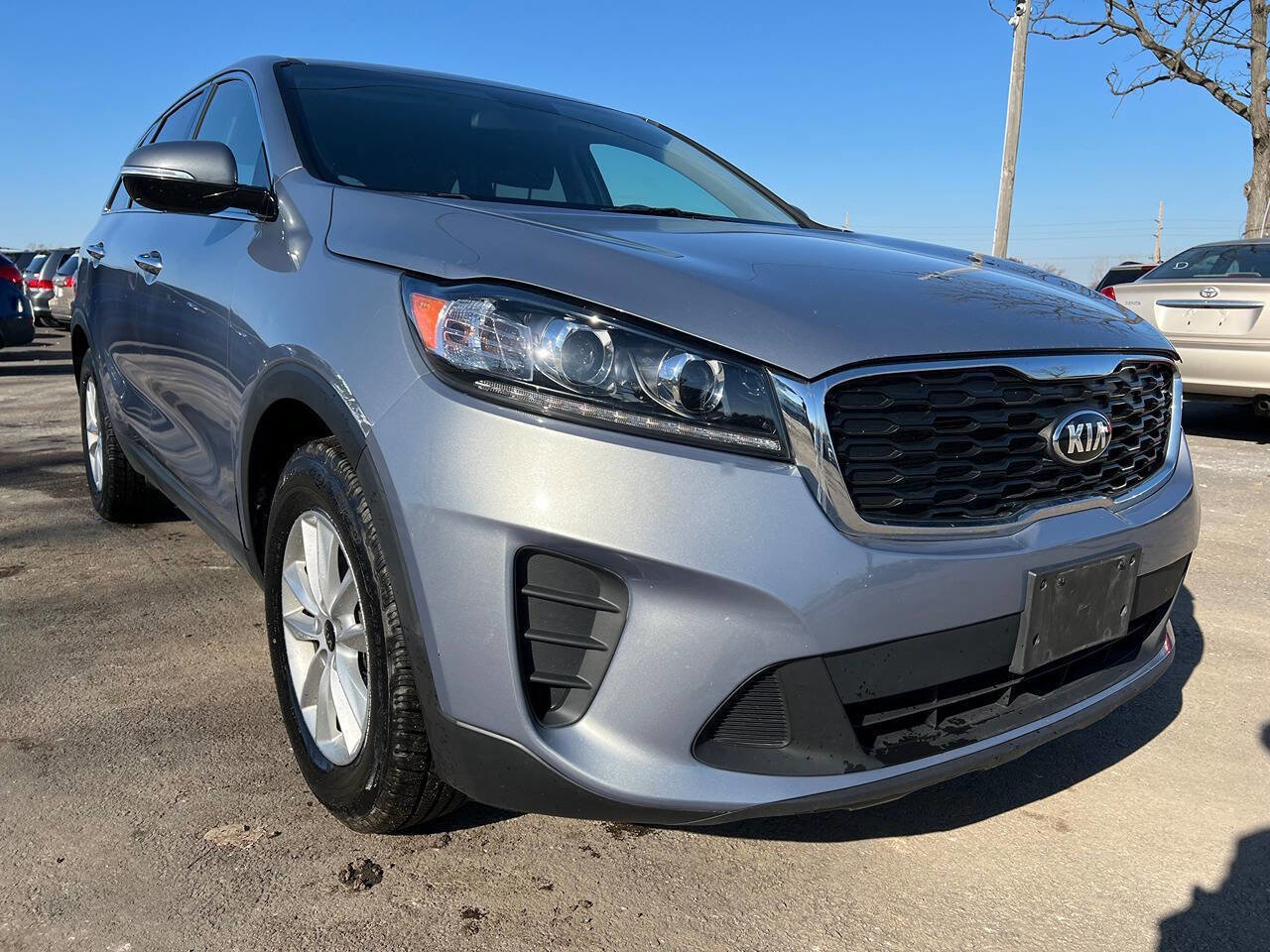 Used 2019 Kia Sorento L image 4