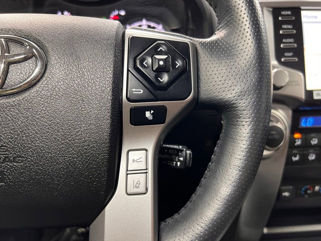 Used 2024 Toyota 4Runner Limited AWD/4WD image 21