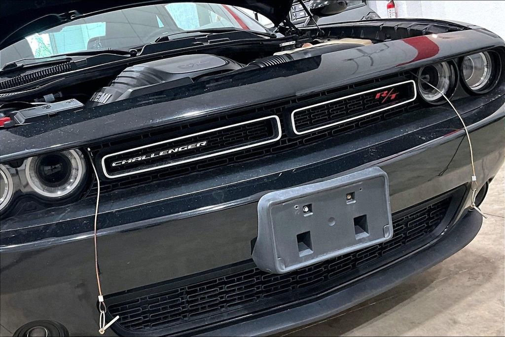 Used 2015 Dodge Challenger R/T w/ Quick Order Package 22B R/T RWD image 25