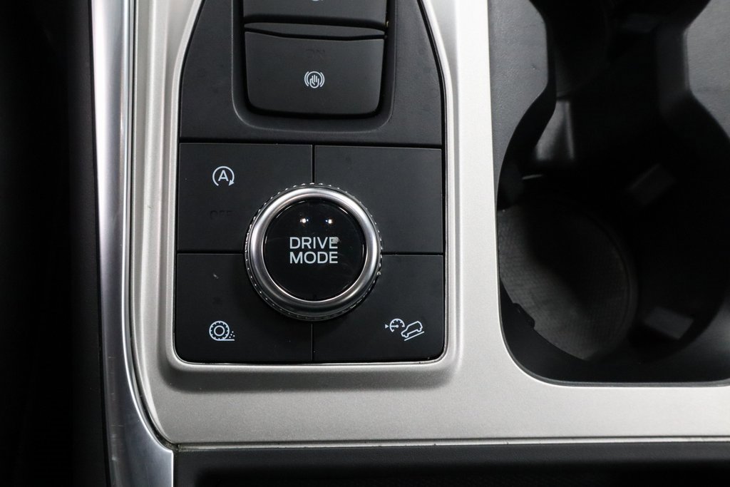 Certified 2023 Ford Explorer XLT w/ Equipment Group 202A image 34