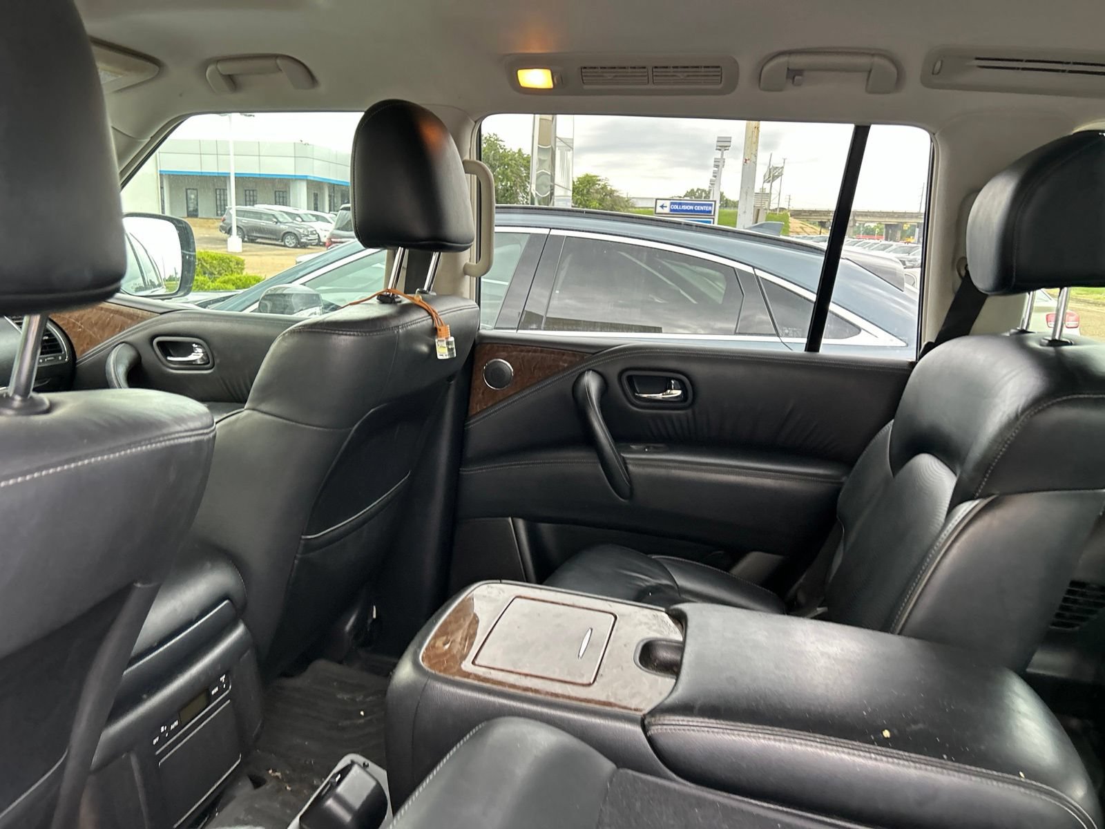 Used 2017 INFINITI QX80 2WD image 29