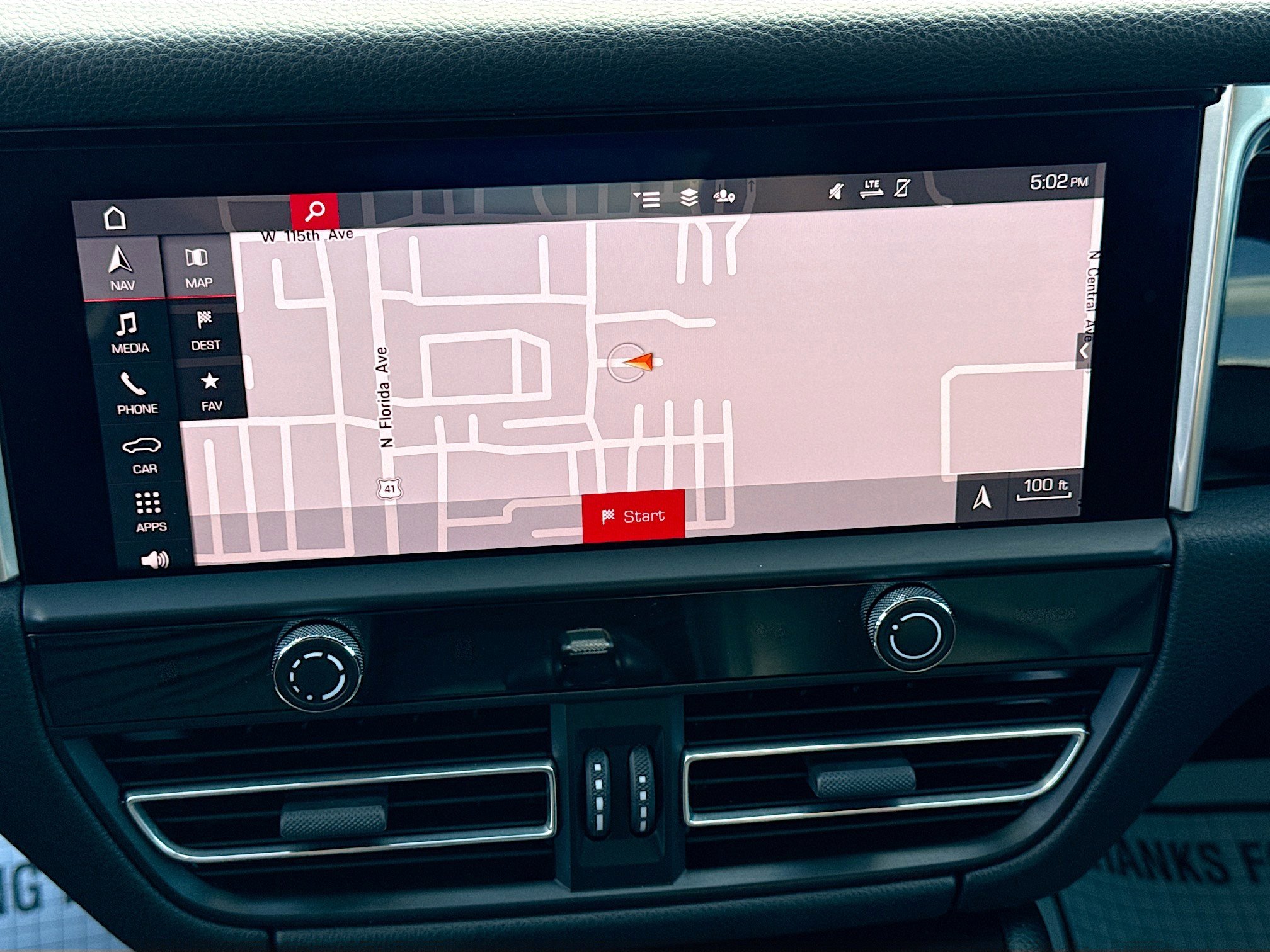 Used 2022 Porsche Macan S image 31