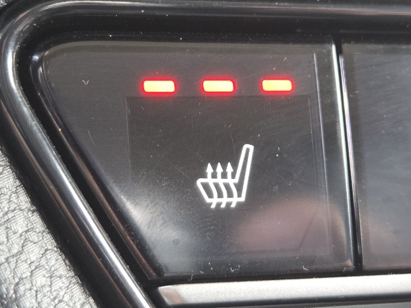 Used 2023 Honda HR-V EX-L image 6