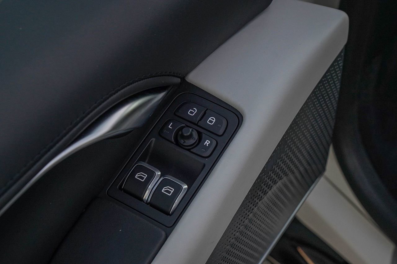 Used 2024 Lotus Emira First Edition image 38