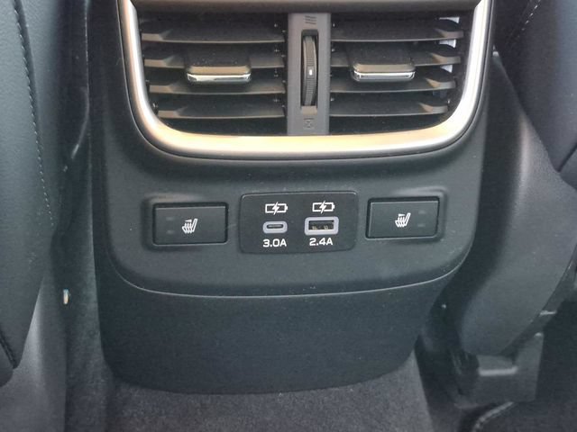 Used 2025 Subaru Outback Touring AWD/4WD image 27