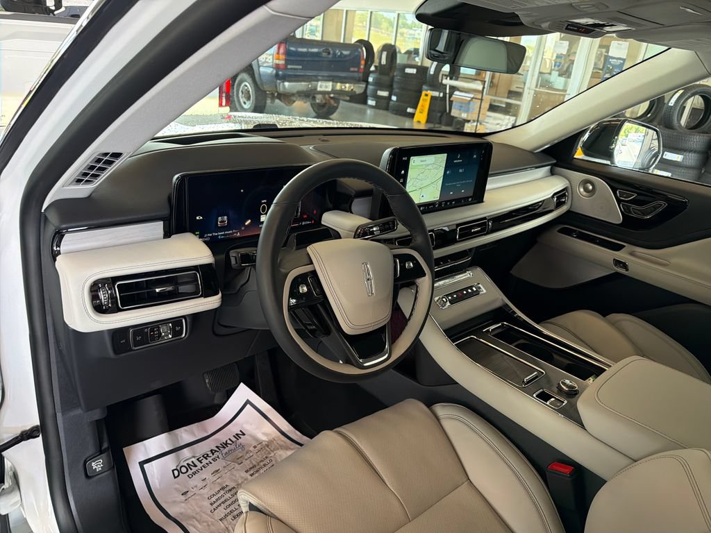 New 2026 Lincoln Aviator Reserve AWD/4WD image 15