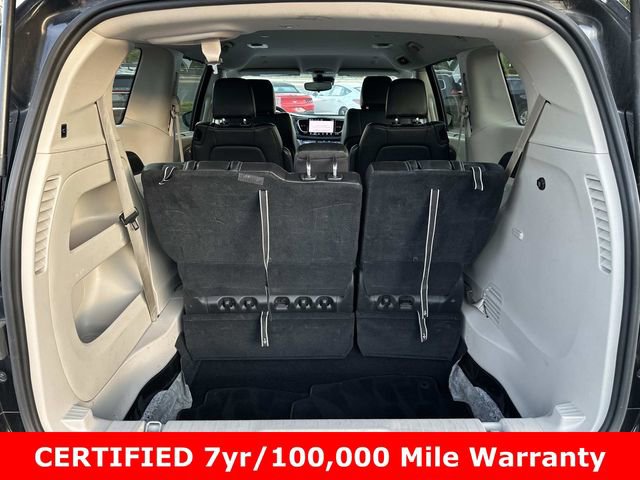 Certified 2023 Chrysler Pacifica Touring-L FWD image 14