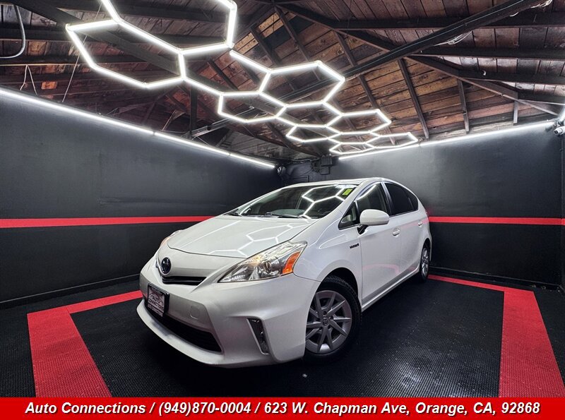 Used 2013 Toyota Prius V Three FWD image 2