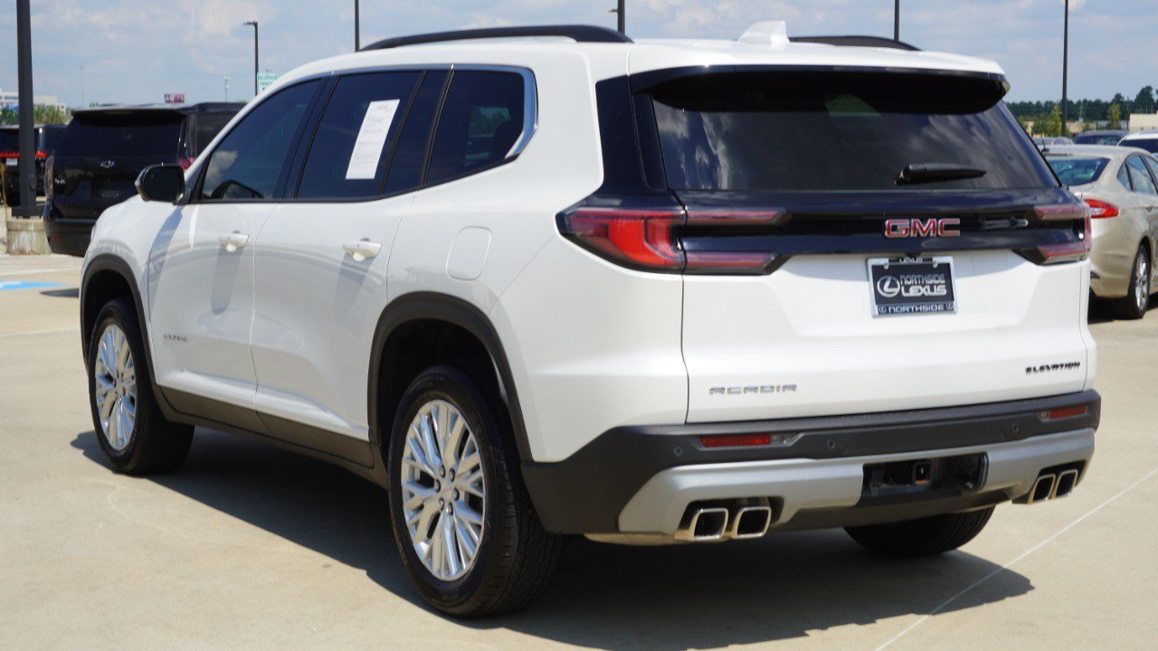 Used 2025 GMC Acadia Elevation w/ Elevation Premium Package FWD image 8