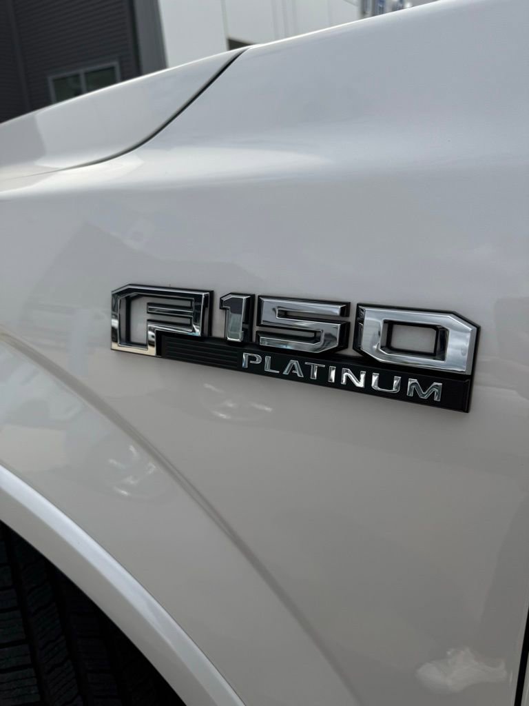 Used 2016 Ford F150 Platinum w/ Equipment Group 701A Luxury image 7