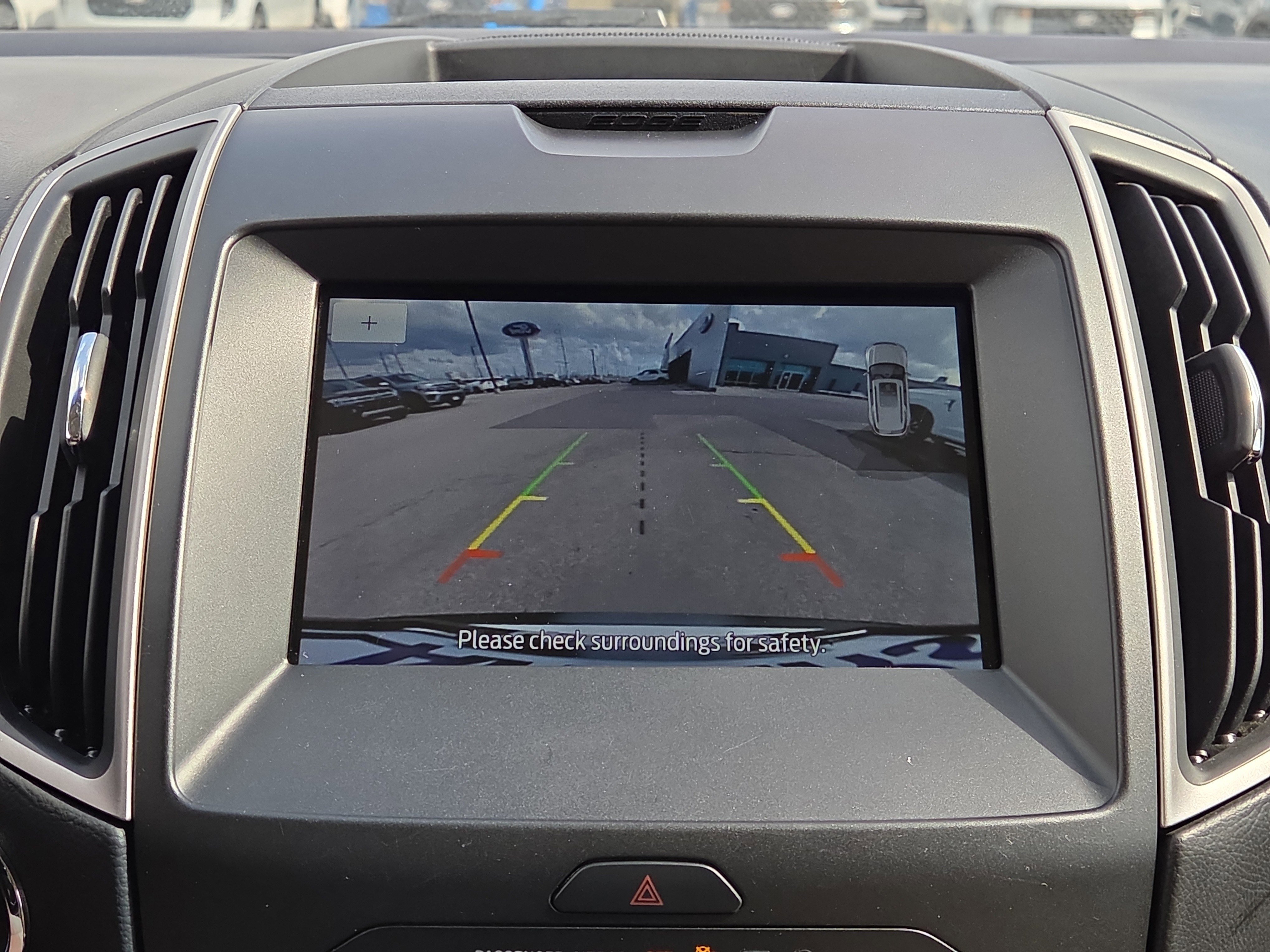 Used 2020 Ford Edge SEL w/ Convenience Package image 23