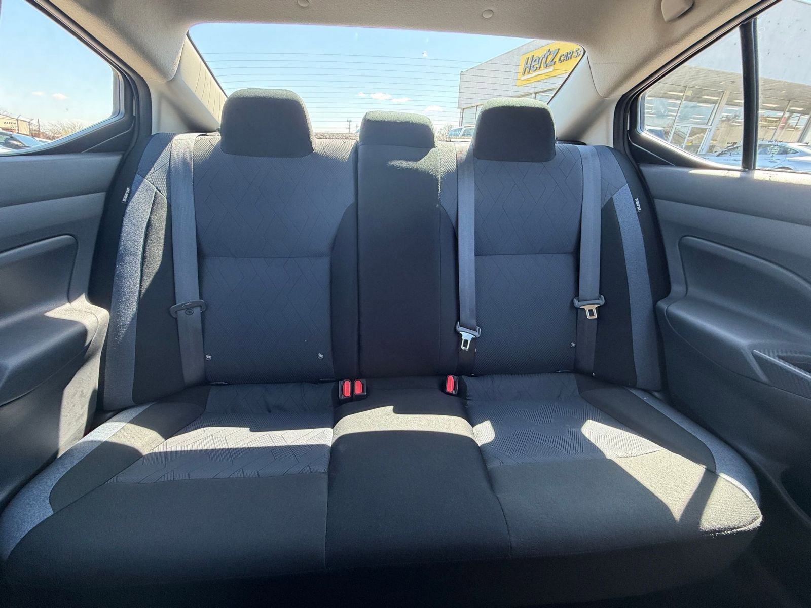 Used 2025 Nissan Versa SV image 40