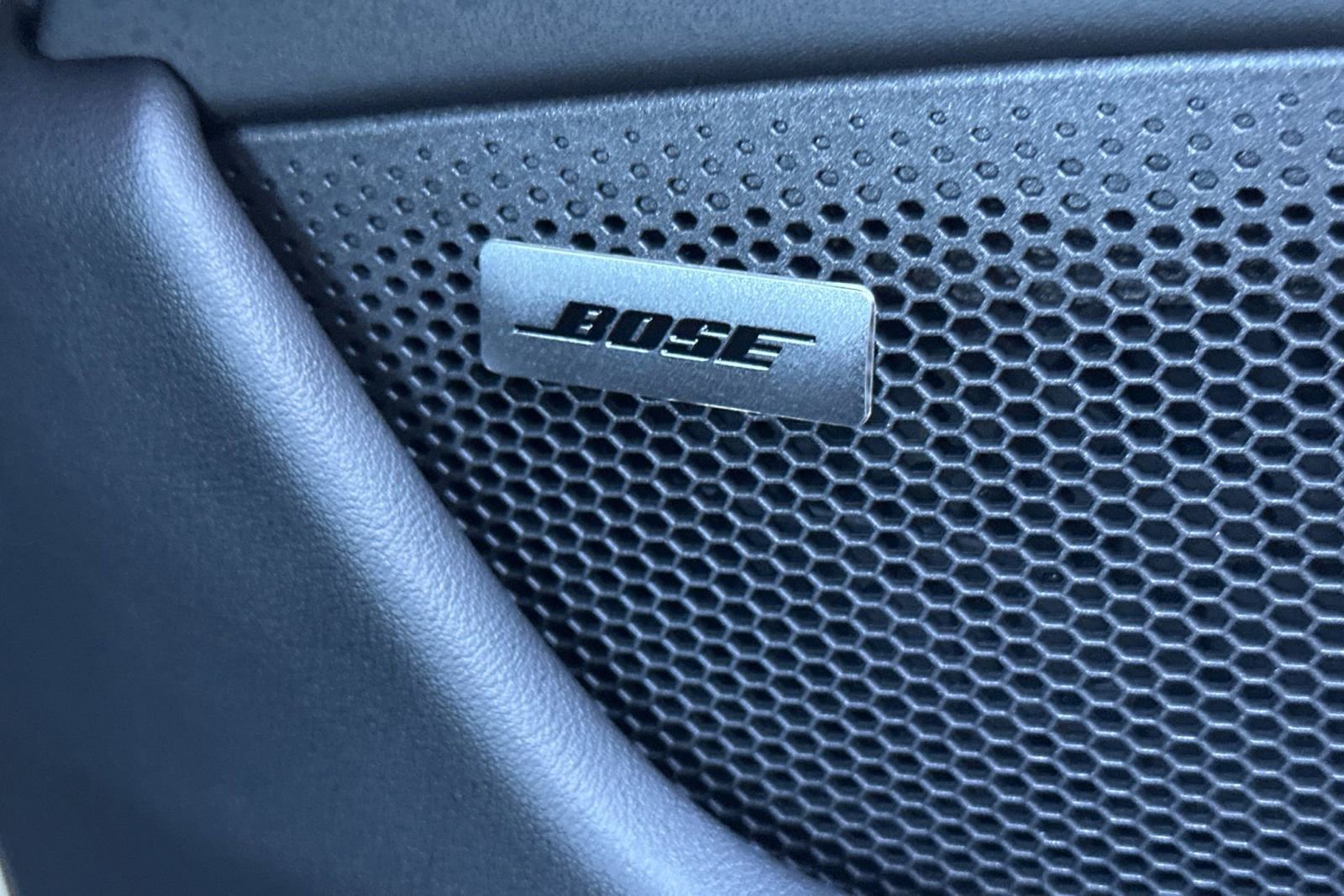 Certified 2025 Porsche Taycan Turbo image 35