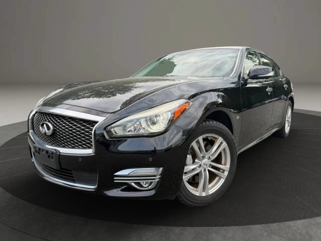 Used 2016 INFINITI Q70 L 3.7