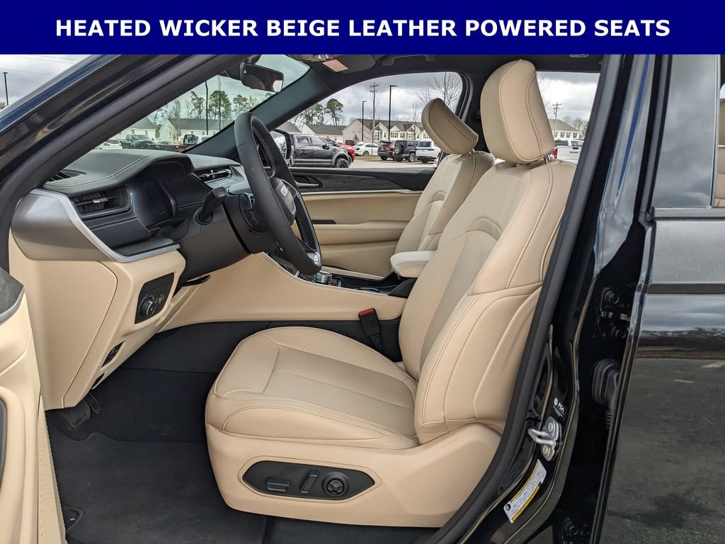 New 2026 Jeep Grand Cherokee Limited RWD image 4