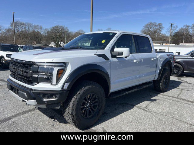 Used 2025 Ford F150 Raptor image 3