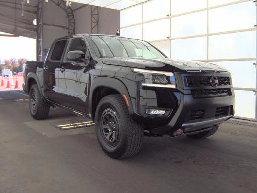 Used 2026 Nissan Frontier PRO-4X AWD/4WD image 2