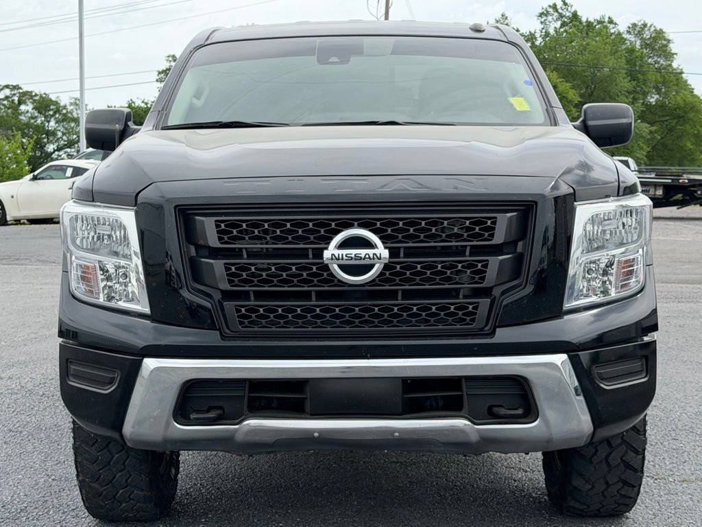 Used 2021 Nissan Titan SV AWD/4WD image 10