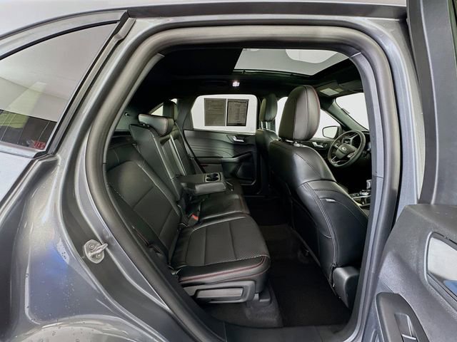 Used 2026 Ford Escape ST-Line w/ Cold Weather Package image 26