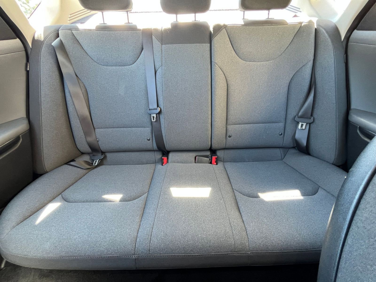 Used 2025 Kia K4 LXS image 37