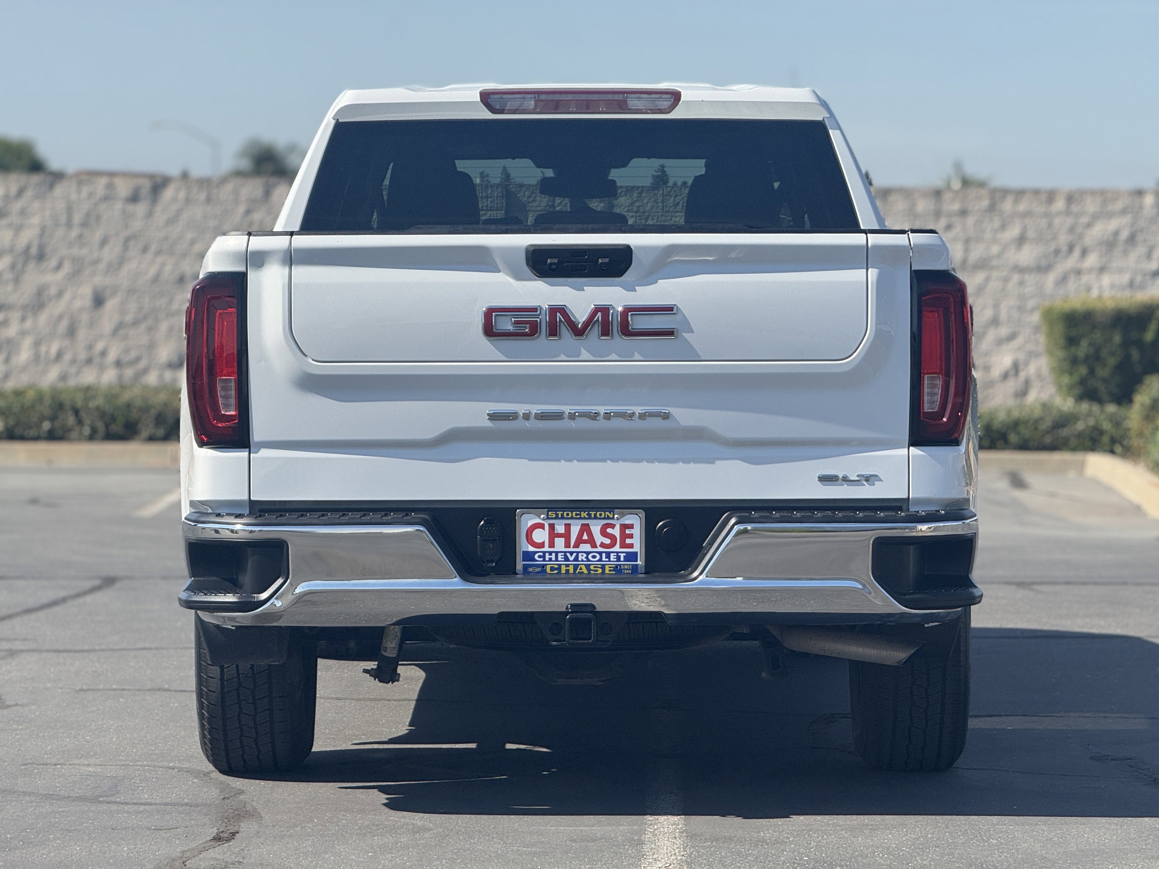 Certified 2024 GMC Sierra 1500 SLT image 5