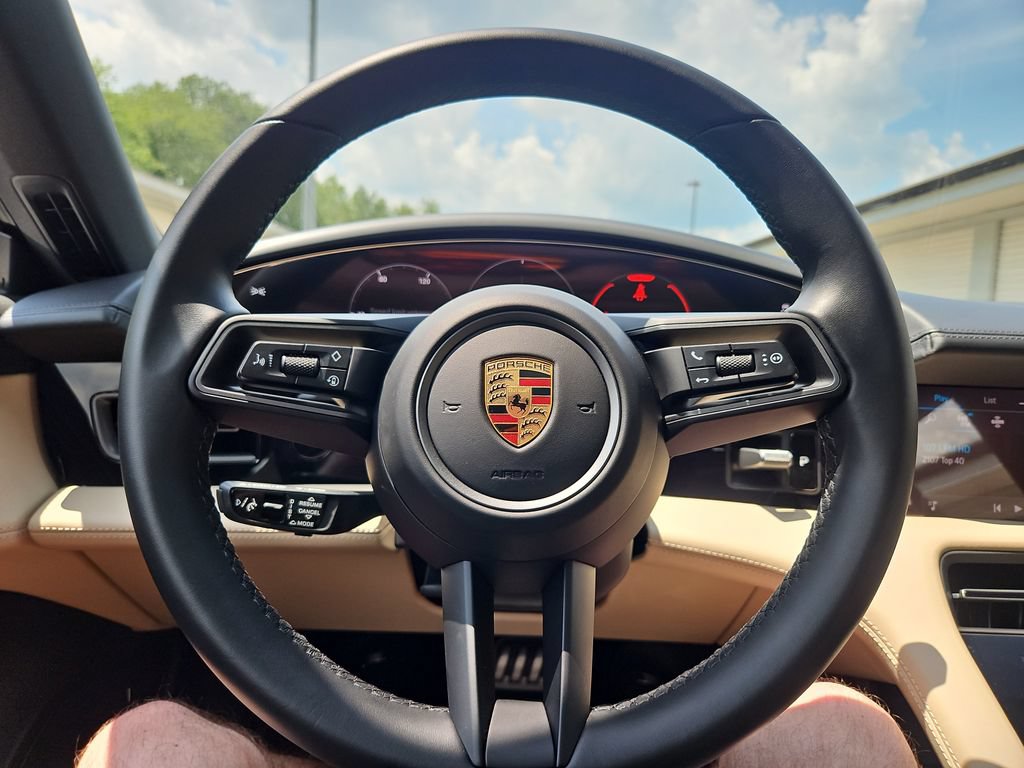 Certified 2024 Porsche Taycan 4S AWD/4WD image 33