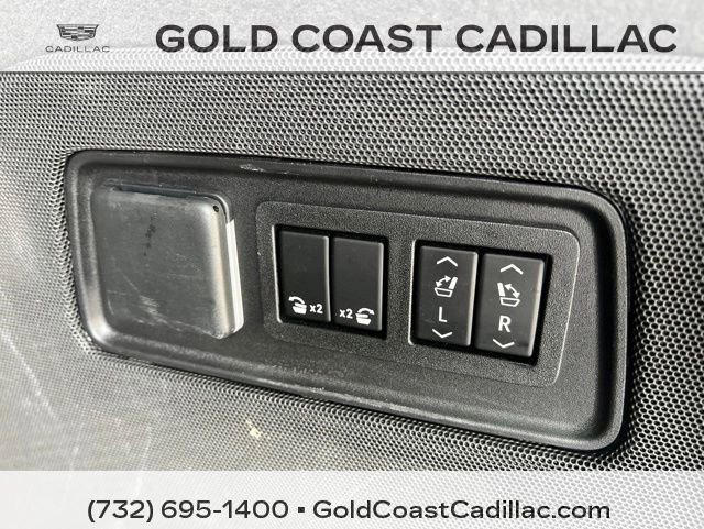 Used 2022 Cadillac Escalade Sport Platinum AWD/4WD image 14