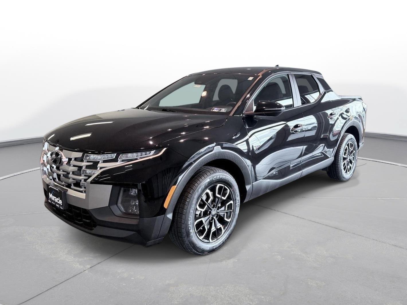 Used 2024 Hyundai Santa Cruz SEL AWD/4WD image 2