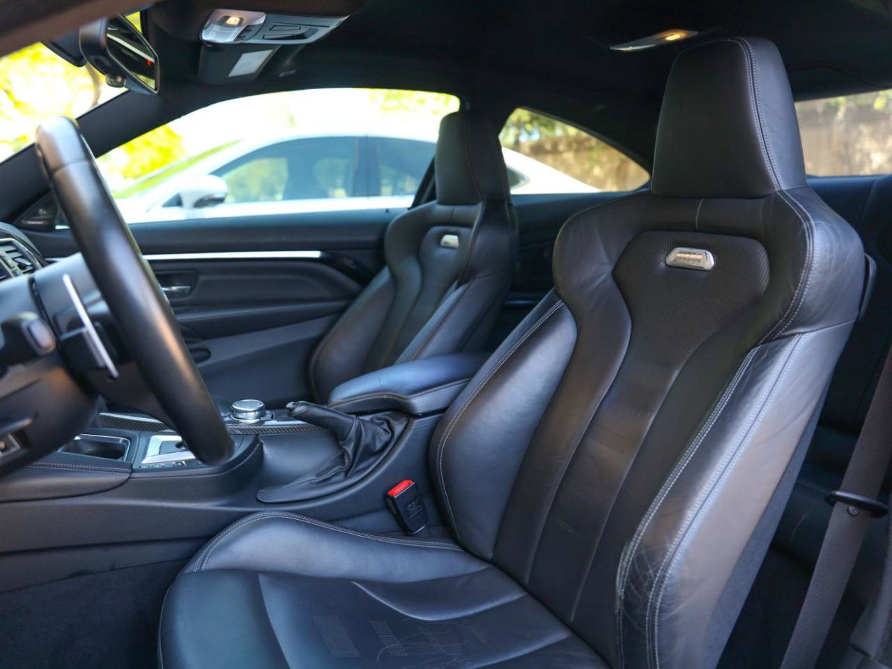 Used 2016 BMW M4 Coupe RWD image 5