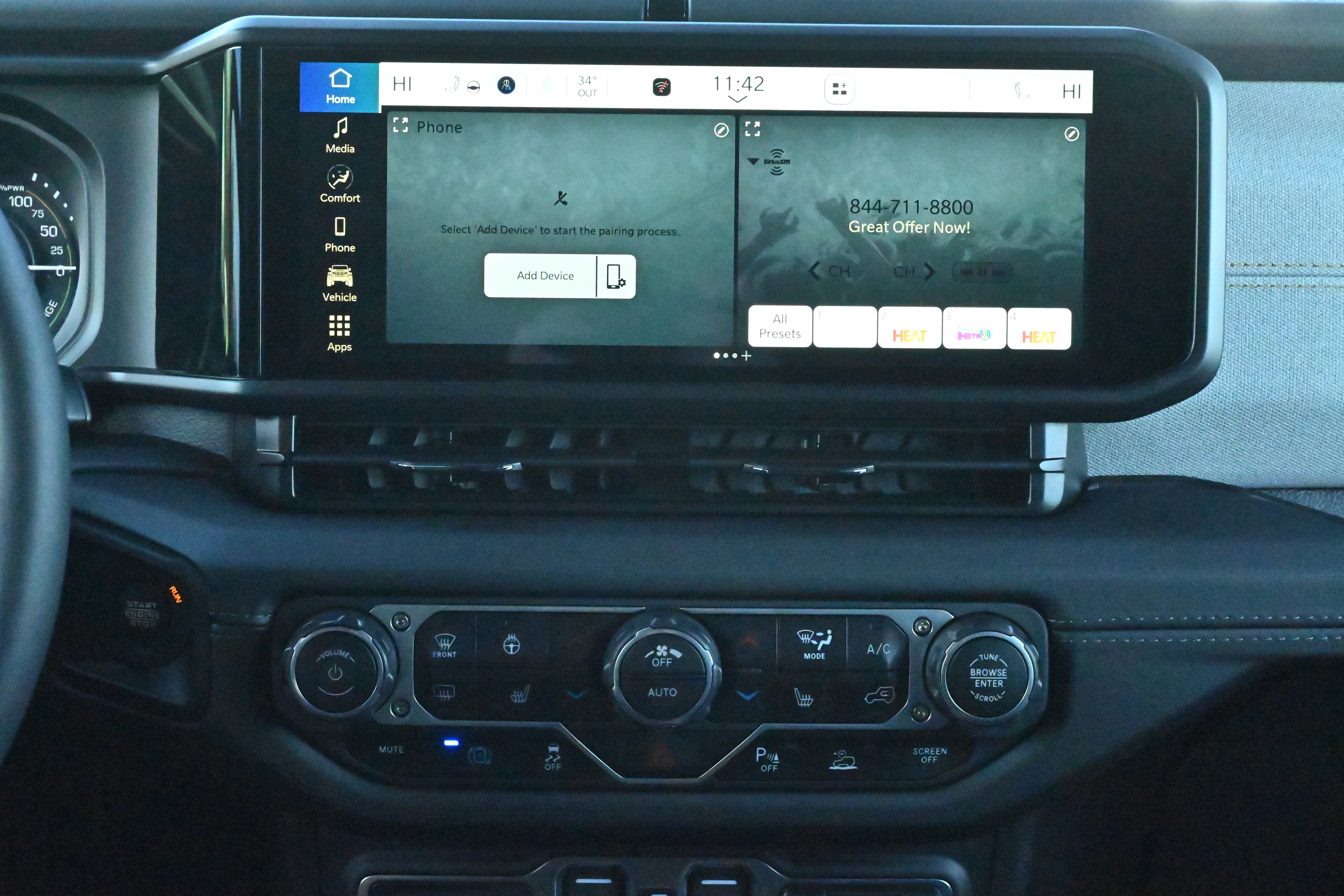 Used 2025 Jeep Wrangler Sahara w/ Safety Group image 5