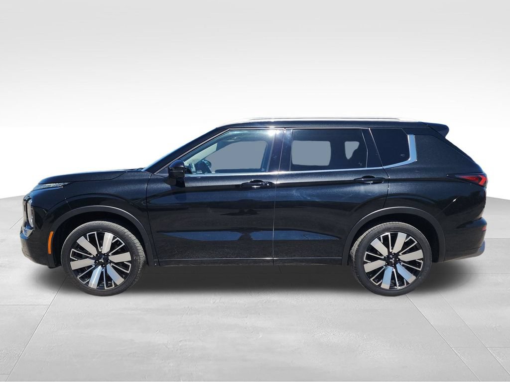 Used 2025 Mitsubishi Outlander SEL AWD/4WD image 5