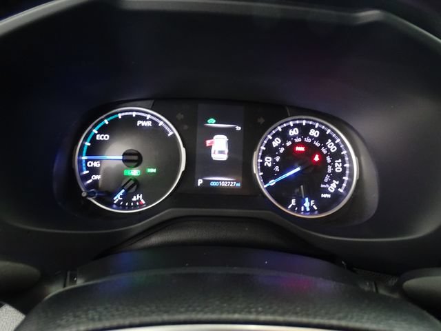 Used 2021 Toyota RAV4 XLE w/ Convenience Package AWD/4WD image 17