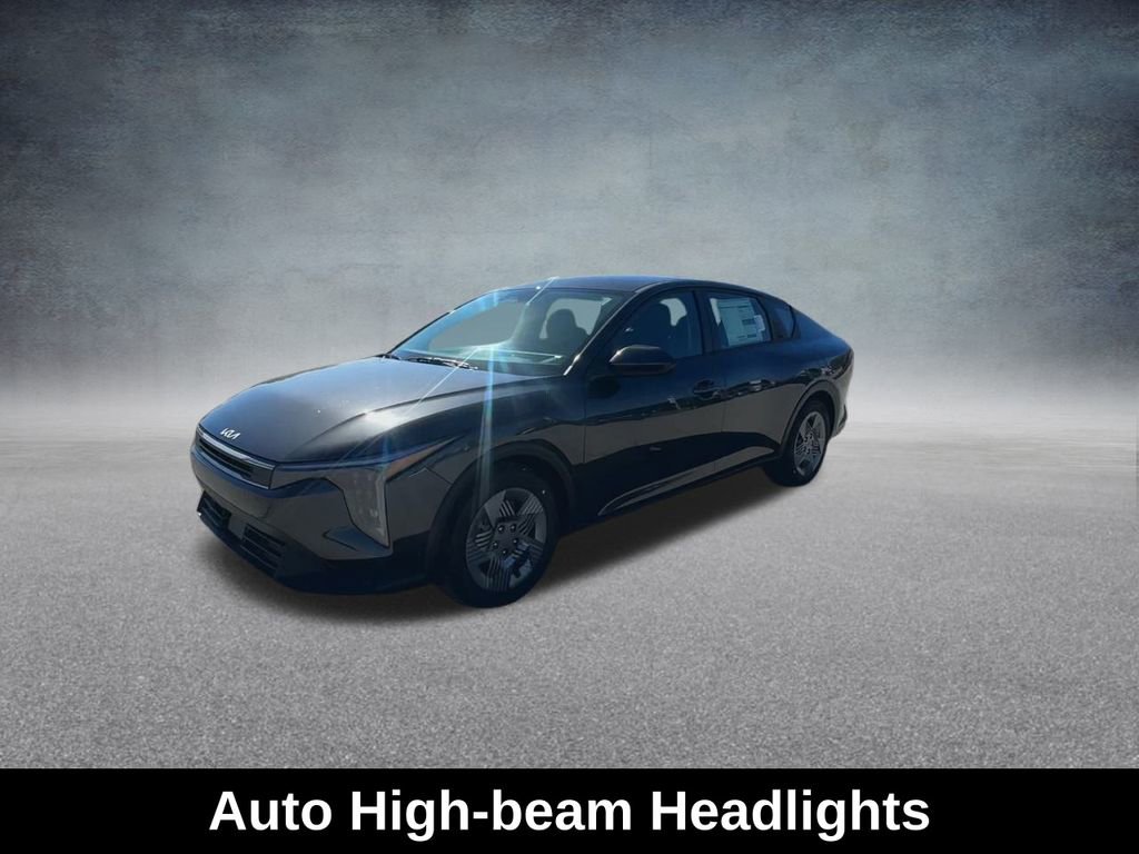 Used 2025 Kia K4 LX image 8