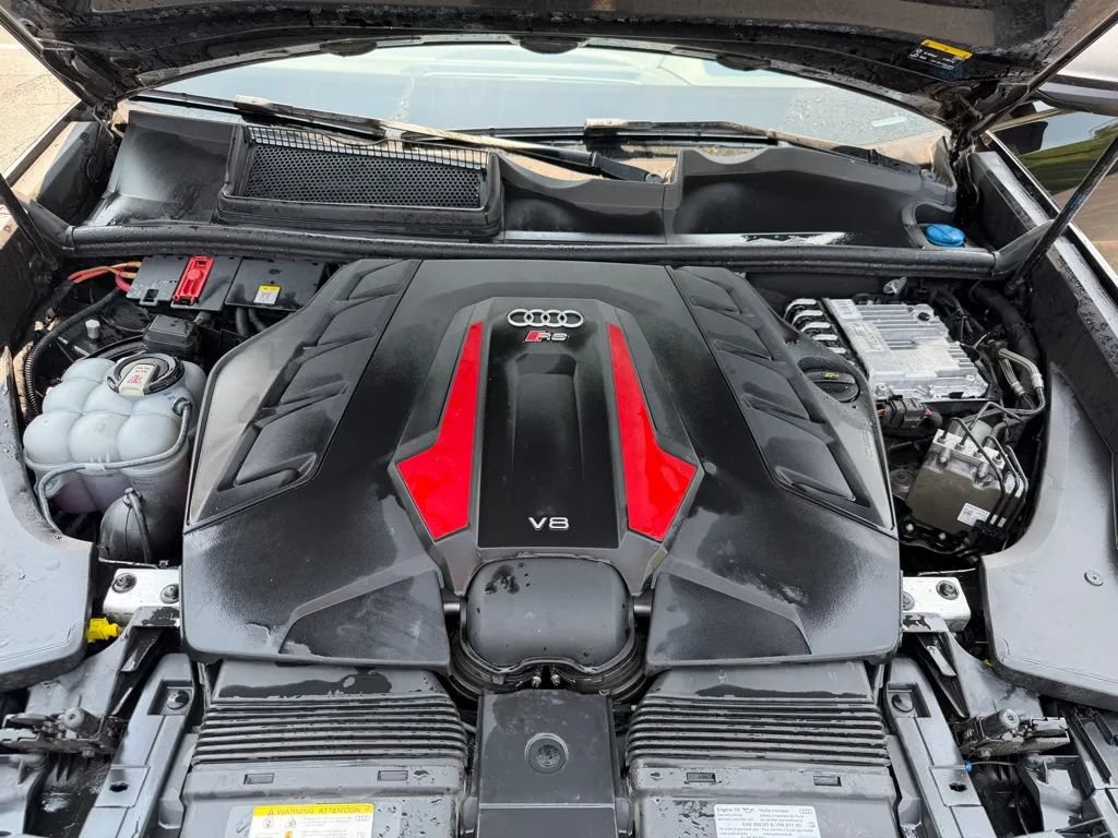 Used 2021 Audi RS Q8 w/ Carbon Optic Package AWD/4WD image 11