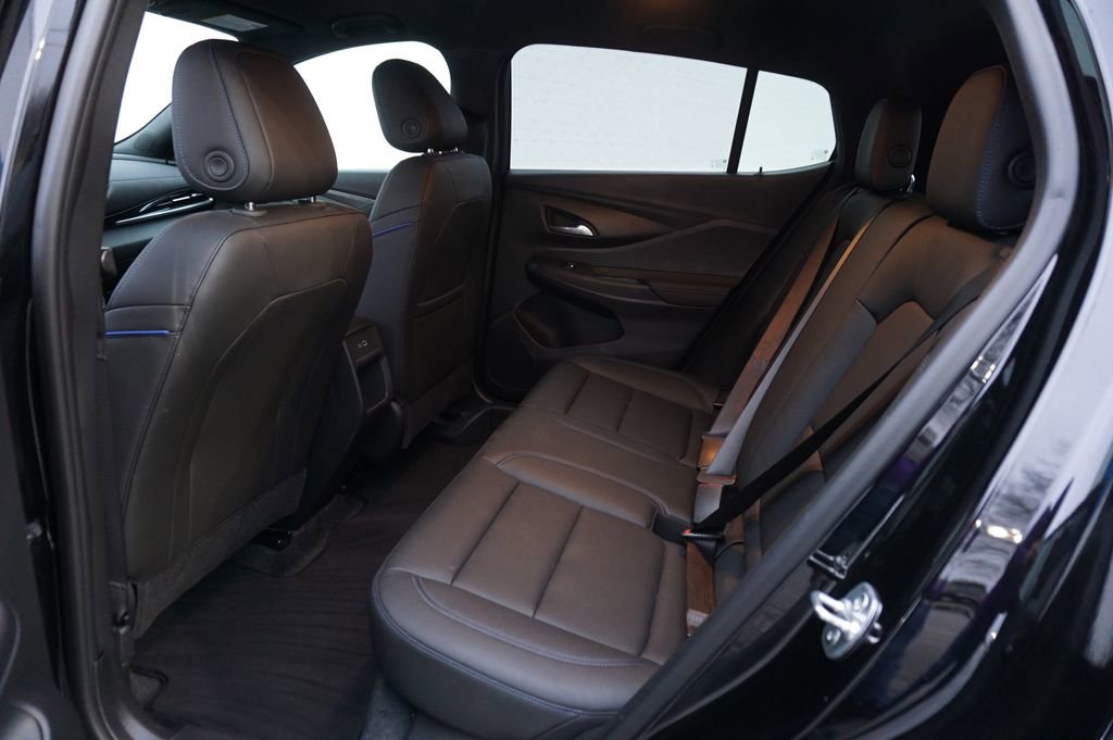 Used 2024 Buick Envista Sport Touring w/ Convenience I Package image 12