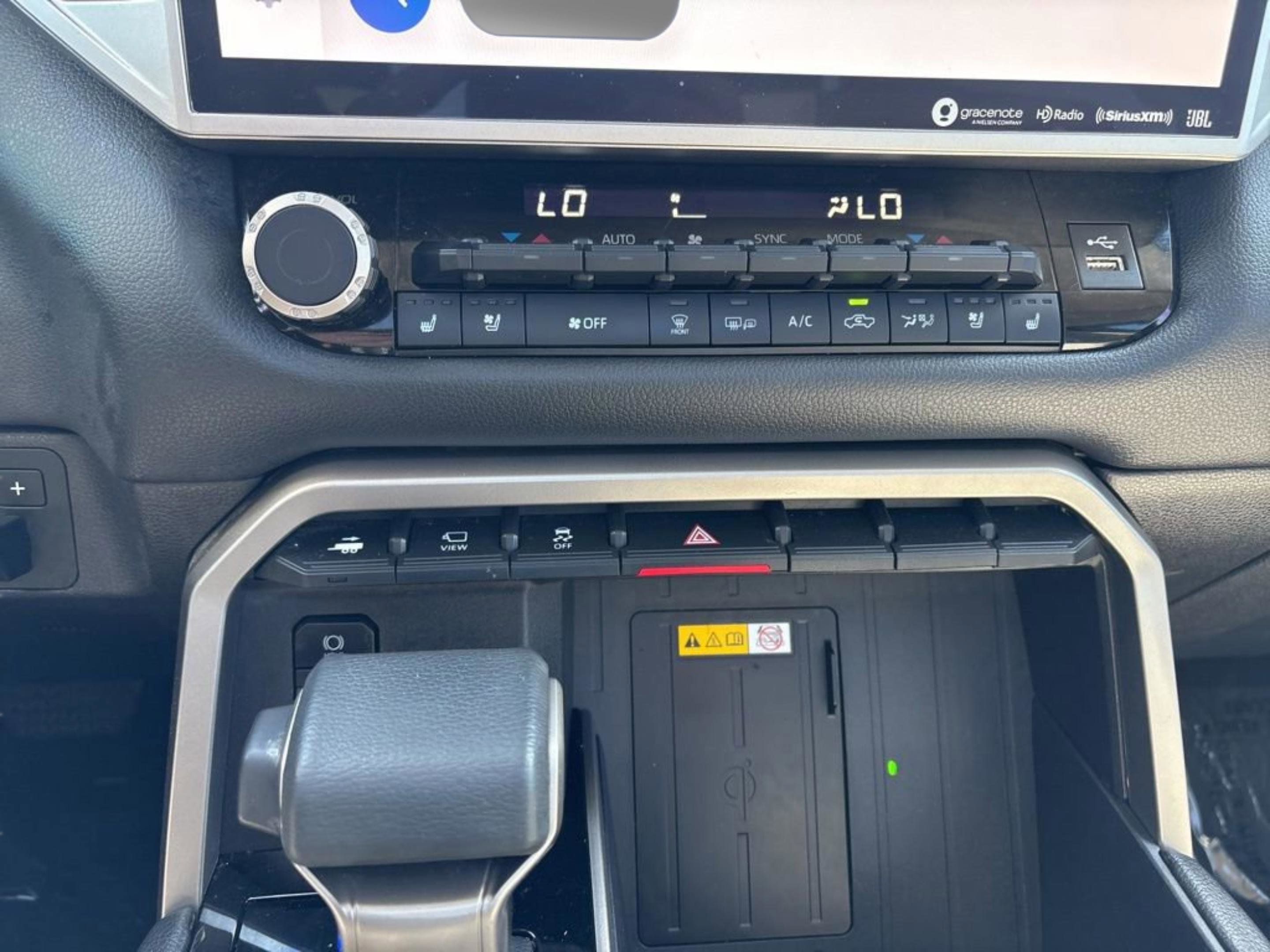 Used 2024 Toyota Tundra Limited image 22