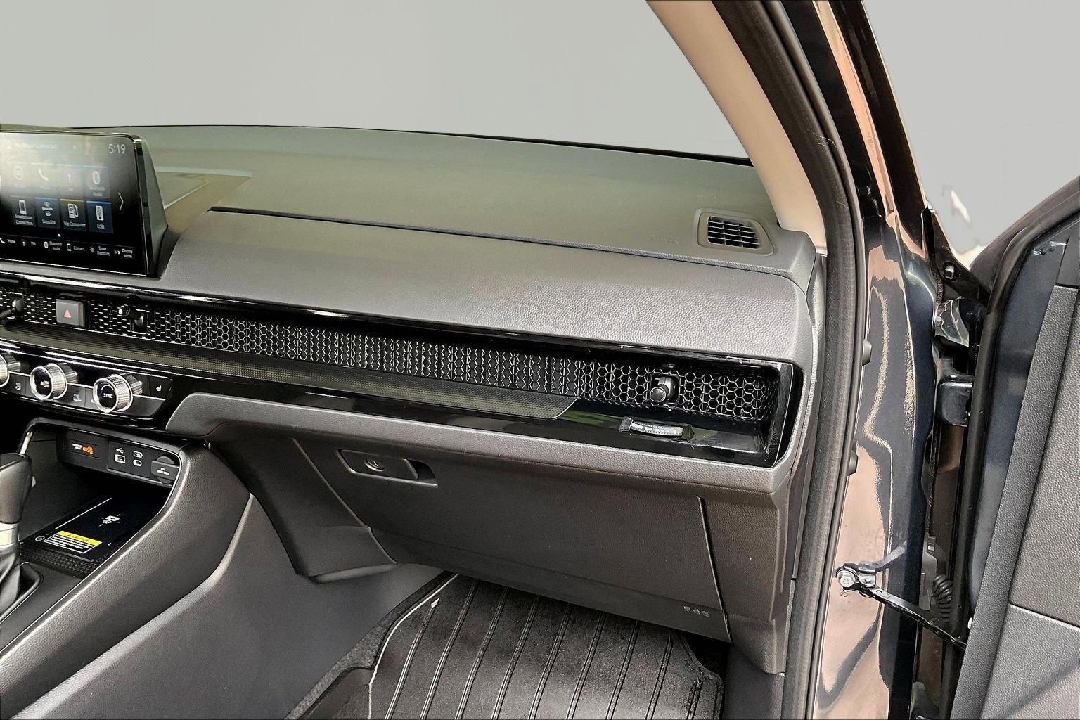 Used 2025 Honda CR-V EX-L image 25