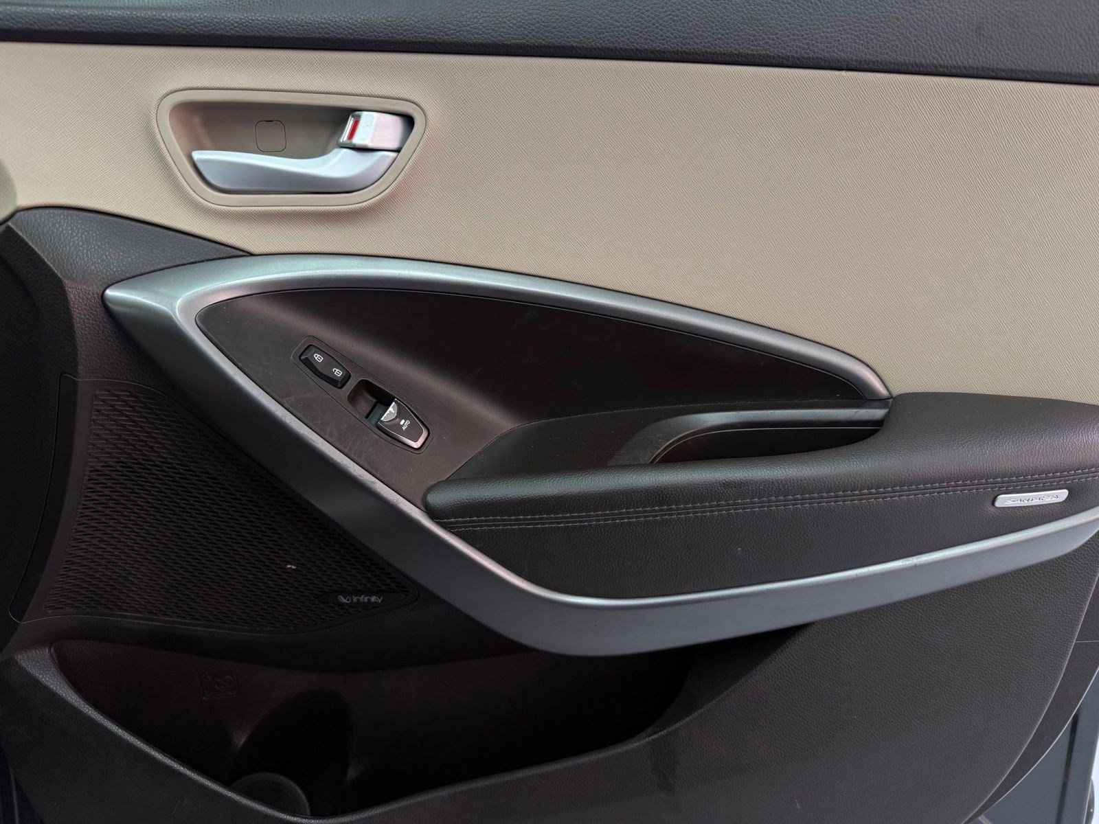 Used 2018 Hyundai Santa Fe Sport image 23