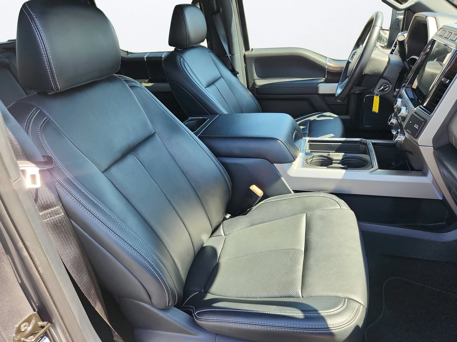 Used 2022 Ford F250 Lariat AWD/4WD image 27